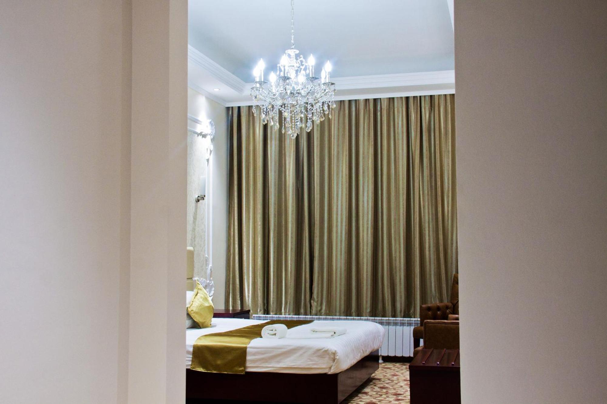 Sky Luxe Hotel 아스타나 외부 사진