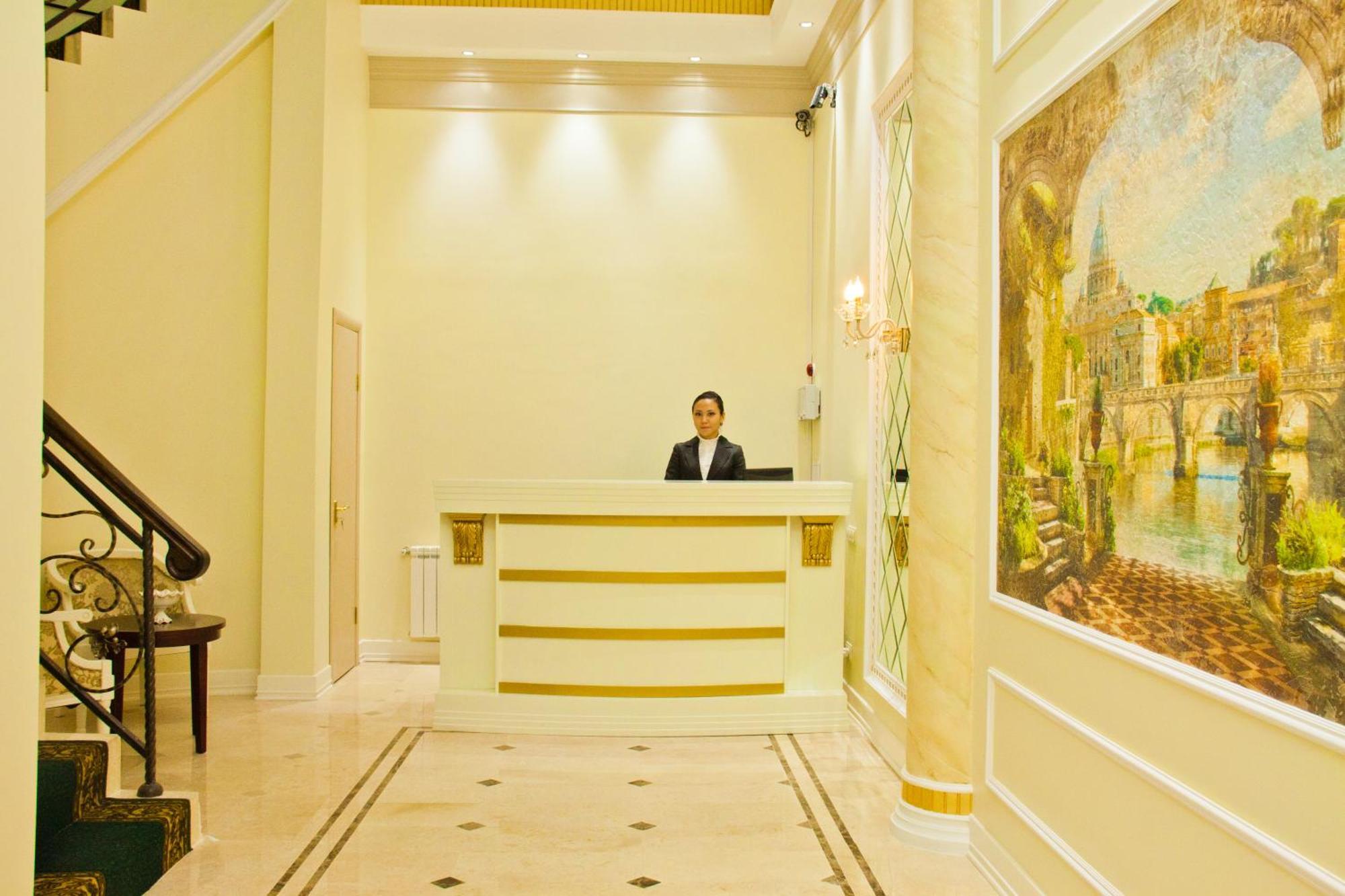 Sky Luxe Hotel 아스타나 외부 사진