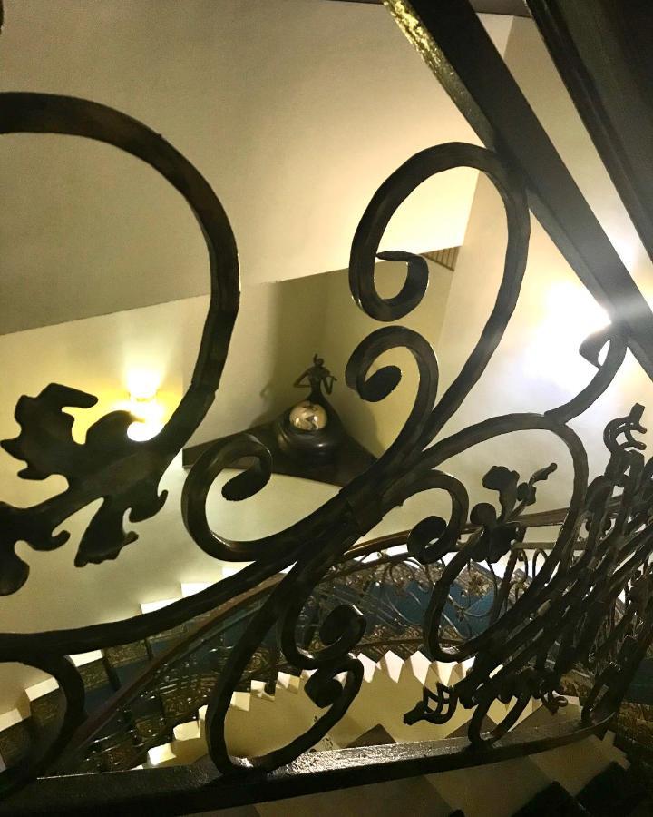 Sky Luxe Hotel 아스타나 외부 사진